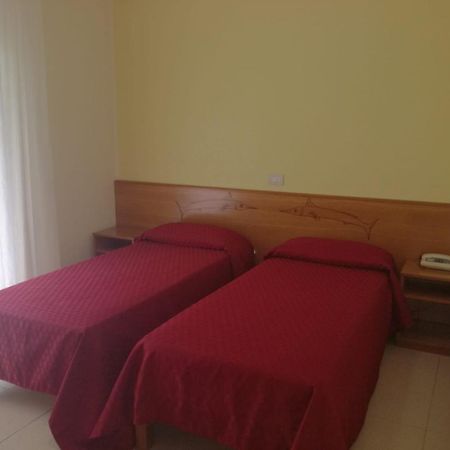 Albergo Boccaccio Villa San Giovanni Ngoại thất bức ảnh